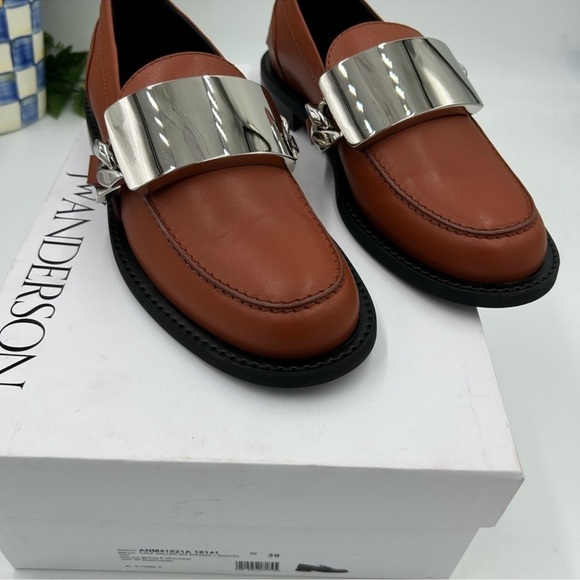 Men’s JW Anderson, gourmet chain, leather loafer size 39 made in Italy main image 7